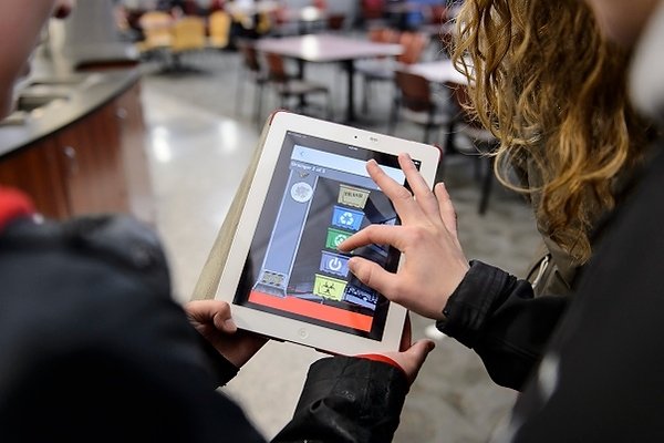 Jogo de celular estimula sustentabilidade entre estudantes #PdL