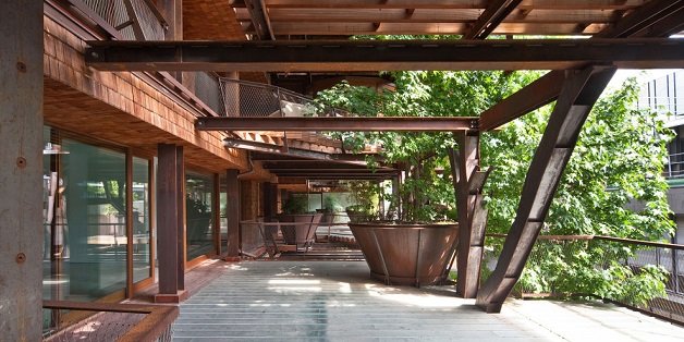 Uma “casa na árvore” em plena cidade? Construção em Turim mostra que é possível!